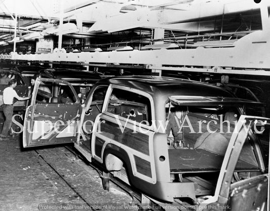 Ford Motor Co. Woody Wagon Assembly Line 1950 Kingsford MI Wood Panels Woody